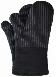 black oven mitts