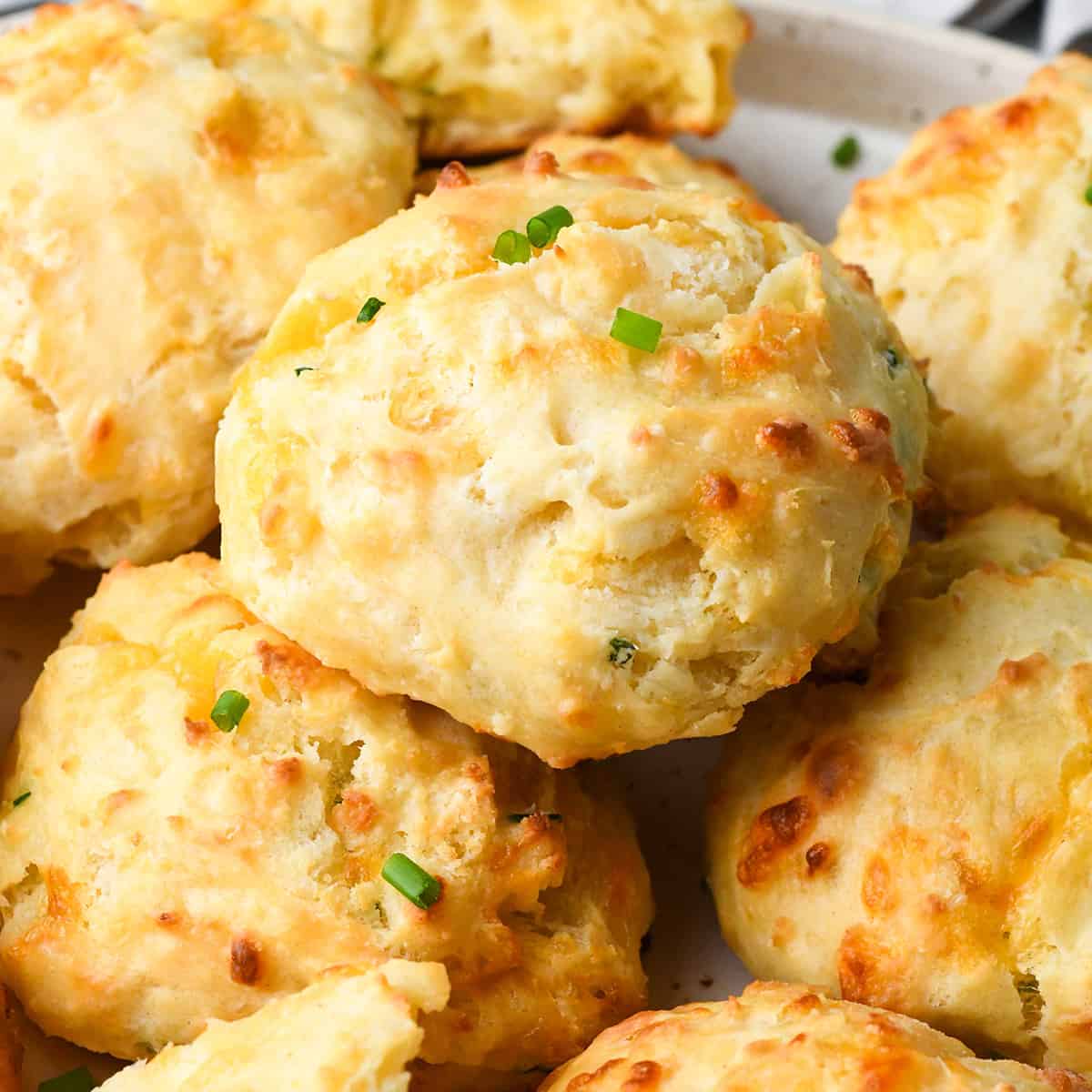 Cheese Biscuits stopped with chives